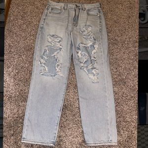 American Eagle Ripped Highest Waist ‘90s Boyfriend Jean